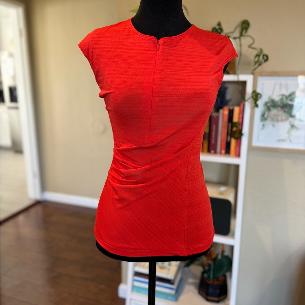 Athleta top workout